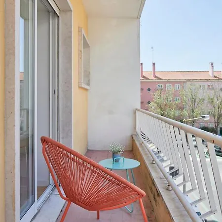 Sunset Balcony Apartment, By Timecooler Lisbon