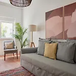 Appartement Sunset Balcony Apartment, By Timecooler *