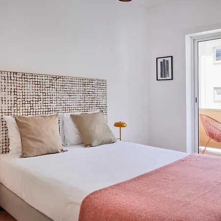 Sunset Balcony Apartment, By Timecooler Apartament Lizbona