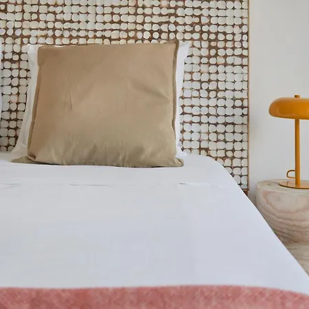 Sunset Balcony Apartment, By Timecooler شقة