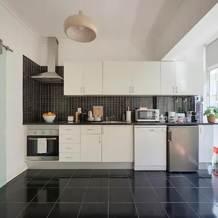 Sunset Balcony Apartment, By Timecooler Lisboa