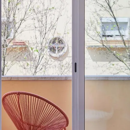 Sunset Balcony Apartment, By Timecooler * Lisboa